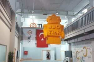 Teknoloji ve İnsan Koleji